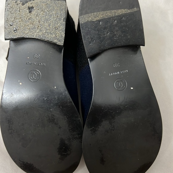 Authentic Chanel booties! Worn only a few times❤️make me an offer!!! - Picture 6 of 6